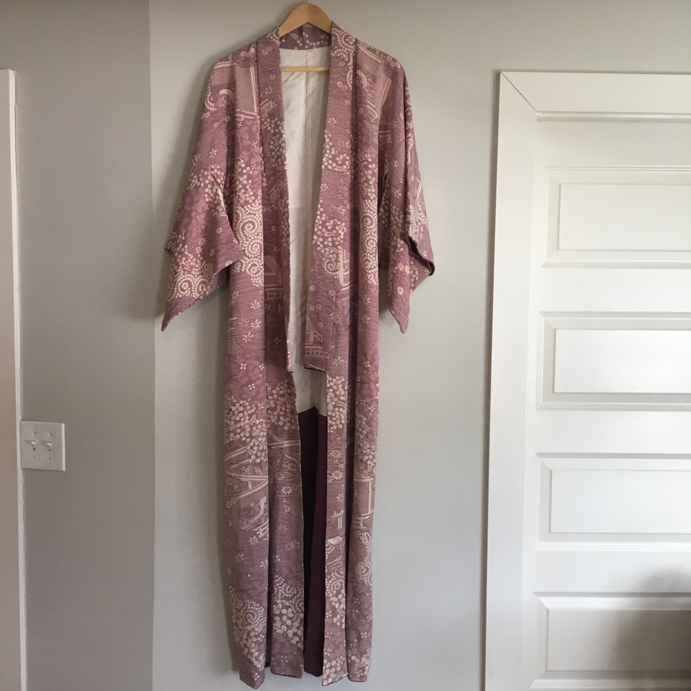 Amazing Vintage Maxi Kimono in Violet
